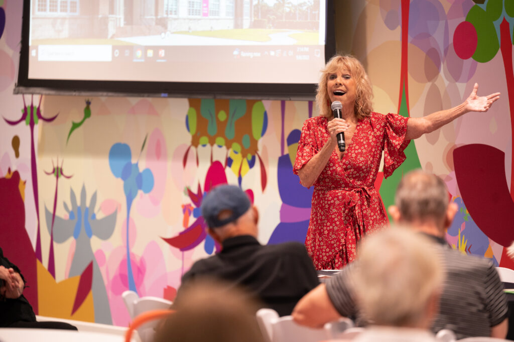 Sarasota resident Sandra Moulin will teach a course called “Women of the American Songbook” this fall. Moulin is an actress and pianist.