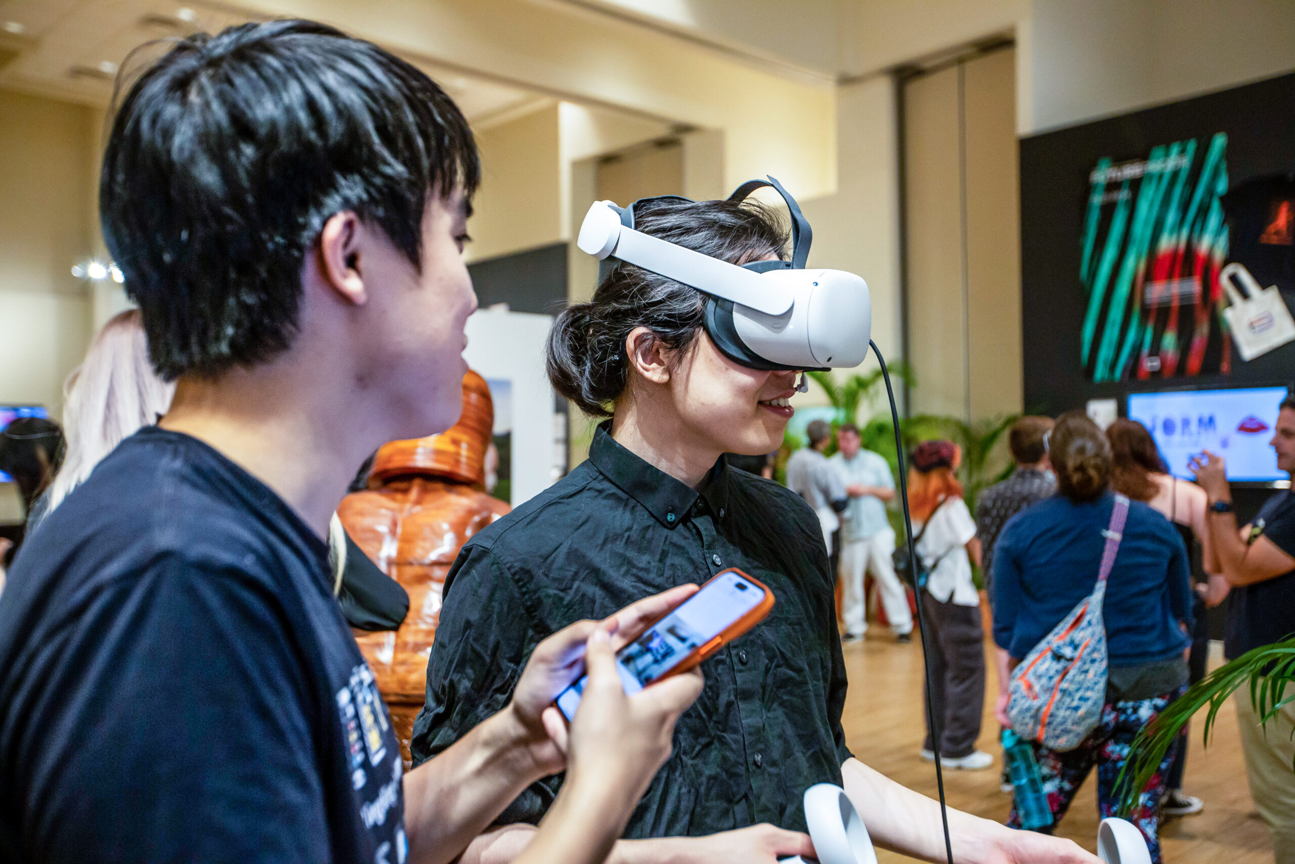 Students experience Virtual Reality Development projects during the opening reception for Best of Ringling.