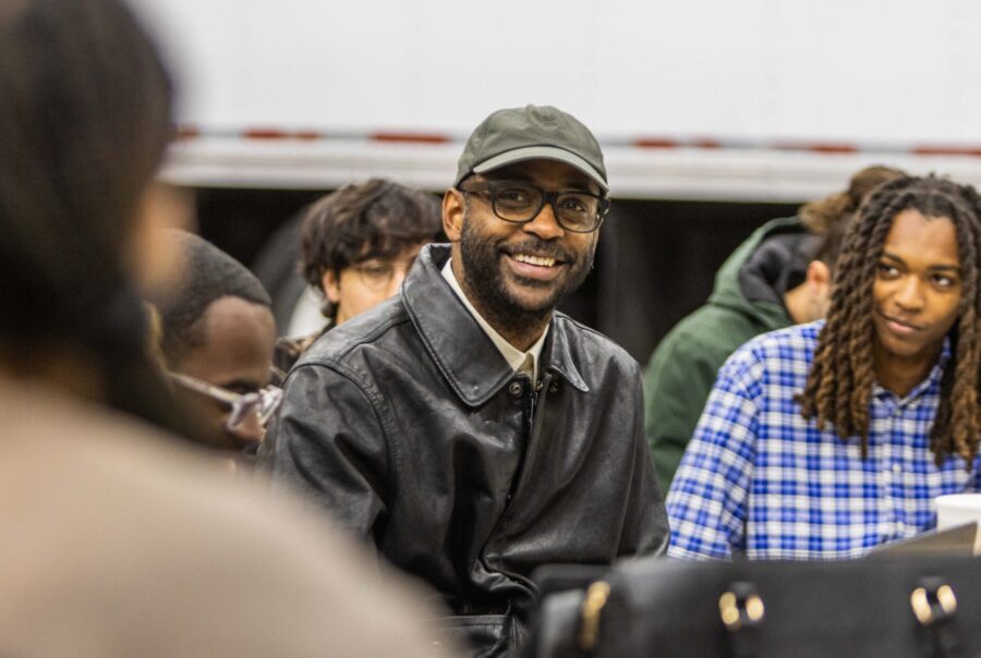 RaMell Ross in discussion with students.