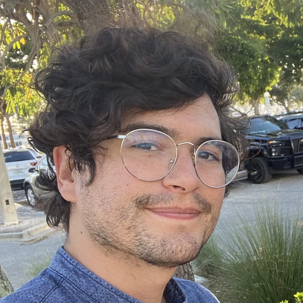 Ricardo's Headshot